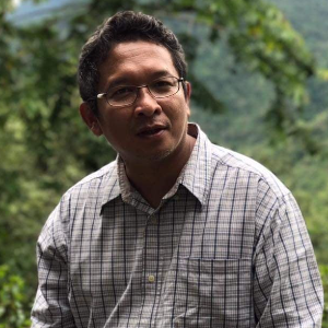 Speaker at Conference - Apinun Suvarnaraksha