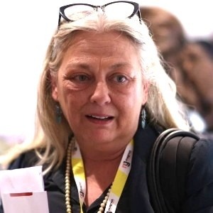 Speaker at Conference - Claudia Ferreira