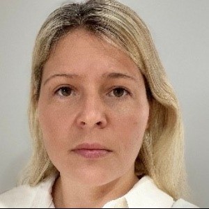 Eszter Tothne Karip
