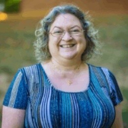 Speaker at Conference - Laura Steakin