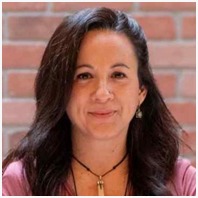 Speaker at Conference - Veronica Pereira