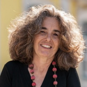 Speaker at Conference - Ana Santos